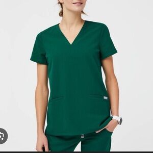 Figs Hunter green  3 pocket scrub top